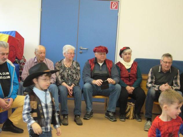 Fasching mit den Großeltern